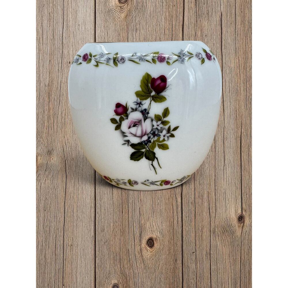 VTG Otagiri Rose Bouquet floral porcelain petite vase pink red white cottagecore